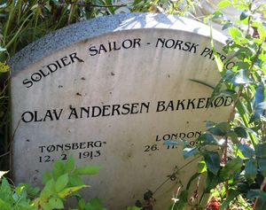 Gravminne Olav Andersen Bakkerød Highgate.jpg