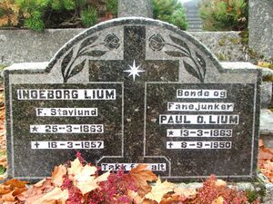 Gravminne Paul O. Lium.JPG
