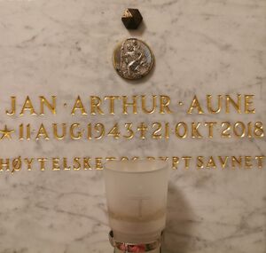 Gravminne Stockholm Aune.jpg