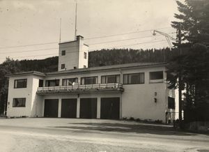 Grefsen brannstasjon 1940-åra OB.FS0053.jpg