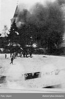 I 1915 brant den første kirken på Gressvik ned.