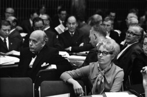 Grethe Irvoll på Arbeiderpartiets landsmøte 1969 jpg.jpeg
