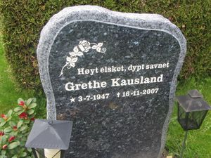 Grethe Kausland gravminne.jpg