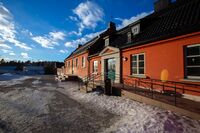 Greverud skole, bygg C: Furua. Foto: Jonas Tisell (2023).