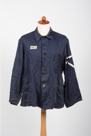 Grini fangedrakt kalfaktor.png