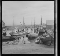 76. Grip, fra havna - no-nb digifoto 20150210 00038 NB MIT FNR 18857.jpg