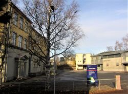 Grorud skole (1900) Foto: Stig Rune Pedersen (2011).
