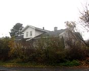 I Grorudveien 13 ligger det opprinnelige våningshuset til Øvre Grorud gård. Foto: Stig Rune Pedersen