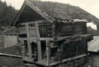 19. Groven Nedre, Telemark - Riksantikvaren-T171 01 0006.jpg