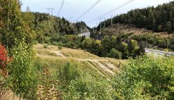 Gryta Moto-Crossbane. Ligger i Lillestrøm kommune, eneste adkomst fra Lørenskog kommune under E6. Ikke lenger tillatt for moto-cross. Foto Steinar Bunæs.