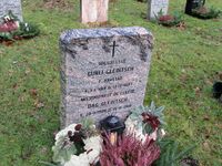 78. Gurli og Dag Gleditsch gravminne.jpg