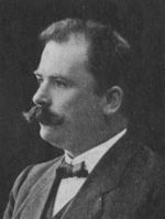 Gustav Richard Strugstad, Banksjef (1. april 1910–1930) Fra Oksvold i Sparbu. Bosatt i Steinkjer fra 1891. Startet som lensmanns- og politibetjent. Ordfører i Steinkjer 1927.