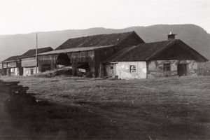 Høimyr Søre, Buskerud - Riksantikvaren-T068 01 0243.jpg