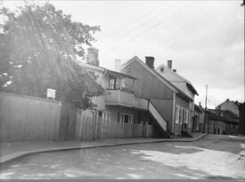 Hølandsgata 19-17-15, ble revet i 1963. Foto: Kj. Almås/Oslo Museum (1931).