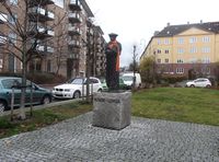 Nina Sundbyes statue av Hønse-Lovisa ved krysset Thurmanns gate/Stockfleths gate. Foto: Stig Rune Pedersen