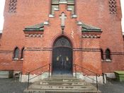 Inngangsparti, Høvik kirke. Foto: Stig Rune Pedersen