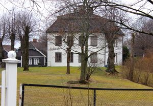 Høvik søndre gård Bærum 2016.jpg