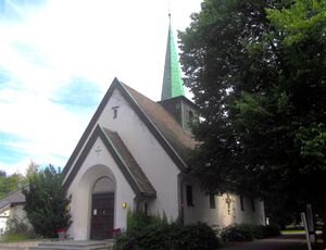 Høybråten kirke Oslo 2014.jpg