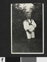357. Haakon Eyde i matrosdress - no-nb digifoto 20160429 00207 bldsa EYDE 5 17A 026.jpg