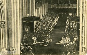 Haakon VIIs kroning i Nidarosdomen H. Werner 01.jpg