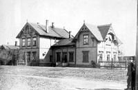 Hamars neste stasjonsbygning sto klar ved innvielsen av Hedemarksbanen i 1880. Kilde Jernbanemuseet.