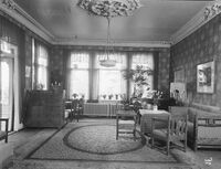 En av salongene i Hammers pensjonat, 1922. Foto: Anders Beer Wilse