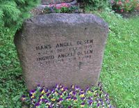 Gravminnet til Krigskors-mottakeren og rederen Hans Angel Olsen, opprinnelig fra Harstad, på Ris kirkegård. Foto: Stig Rune Pedersen