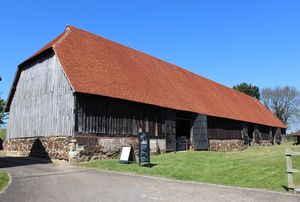 Harmondsworth Great Barn 02.jpg