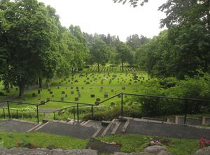 Haslum kirkegård Bærum 2012.jpg
