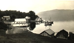 Hatlemark Trevarefabrikk.JPG