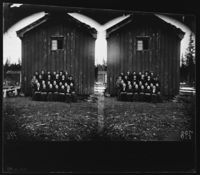 33. Hattfjelldal. Nye Præstegaard. Konfirmanter. Stereoskop - NB bldsa OTO0798 A.jpg