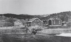 Hattfjelldal gamle prestegård ca 1883.jpeg
