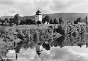 Haug kirke (oeb-182358).jpg