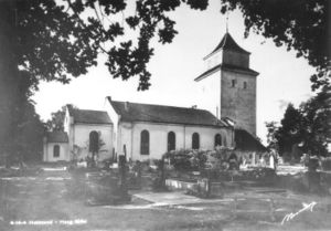 Haug kirke (oeb-249455).jpg
