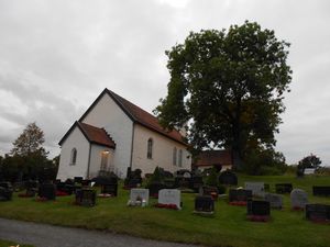 Haug kirke ringerike.JPG