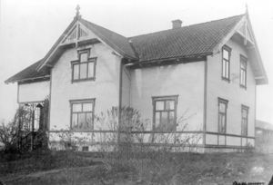 Haug prestegård (oeb-180254).jpg