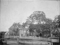 Inntunet på Haug i 1894.