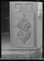 118. Haugen, Tessungdalen, 1 kjellerskapsdør - no-nb digifoto 20151201 00089 NB MIT FNR 05460B.jpg