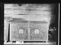 398. Haugerud. smørklep. kiste 1815. - no-nb digifoto 20150716 00430 NB MIT FNR 09571.jpg