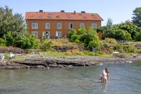 Tidligere arbeiderbolig på Heggholmen. Foto: Leif-Harald Ruud (2011).
