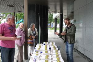 Hele Gjøvik leser bokutdeling.jpg