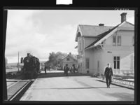 Hell stasjon - no-nb digifoto 20160506 00096 NB MIT FNR 12484.jpg