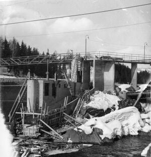 Hellefos kraftstasjon (sf5972).jpg