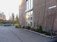 Plassen foran instituttet heter fra 2011 Henrik Mohns plass. Foto: Stig Rune Pedersen