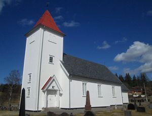 Hillestad kirke Holmestrand 2013 2.jpg