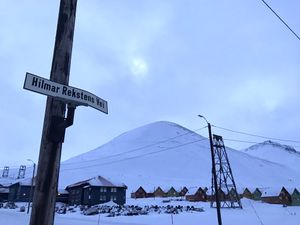 Hilmar Rekstens vei Svalbard 2018.jpg