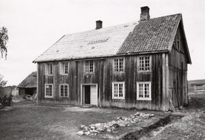 Hjellum, Hedmark - Riksantikvaren-T096 01 0089.jpg