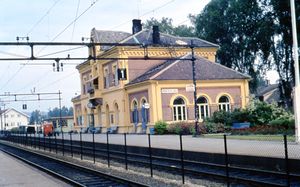 Hokksund jernbanestasjon (ea-2016-001-001).jpg