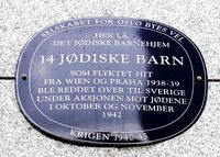 Holbergs gate 21: Jødisk barnehjem, der 14 barn ble redda over til Sverige før deportasjonen av jødene i 1942. 59.918487° N 10.733309° Ø
