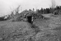 19. Holen, Hedmark - Riksantikvaren-T107 01 0104.jpg